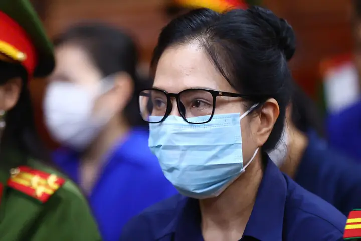 Kính Mắt Thúy Hằng