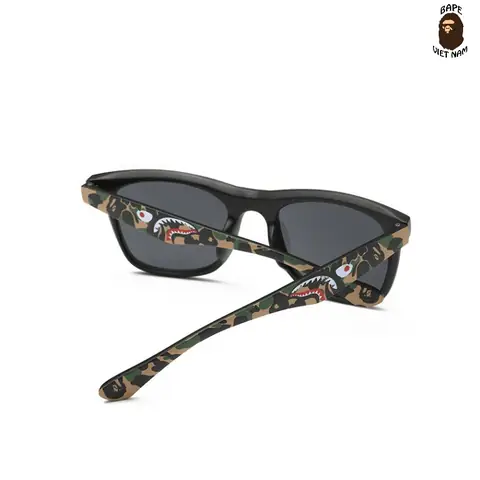 Mắt Kính Bape