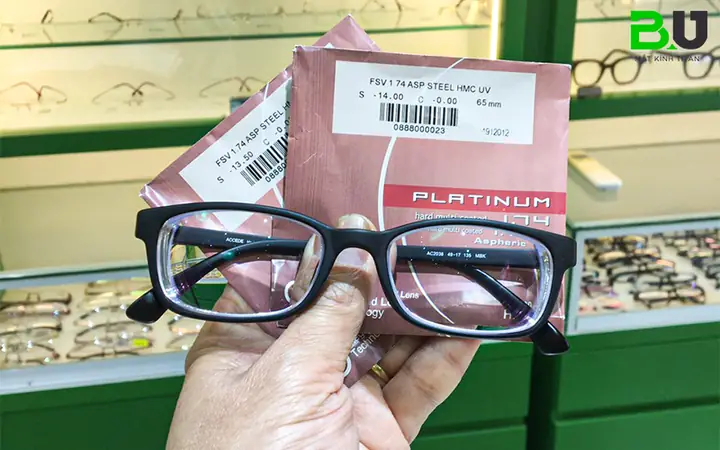 Mắt Kính Cận Mỏng