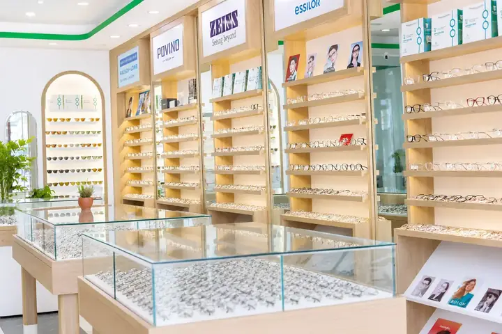 Mắt Kính Cận Quận 7 Mắt Kính Cận Quận 7