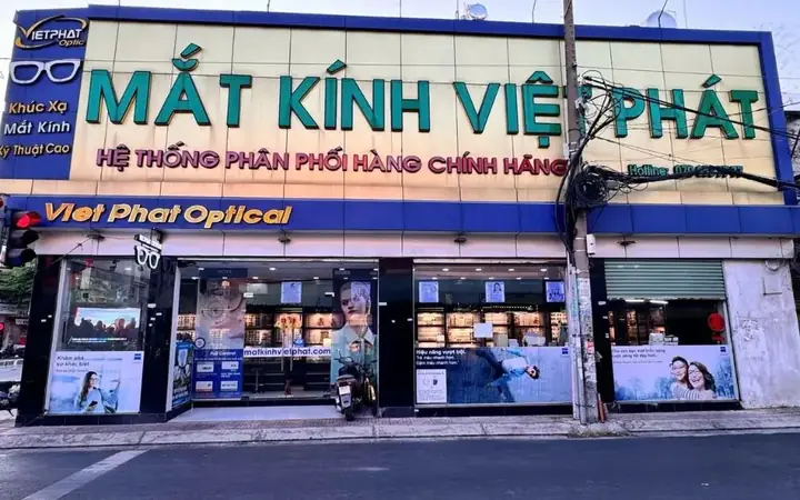 Mắt Kính Chính Hãng Tphcm