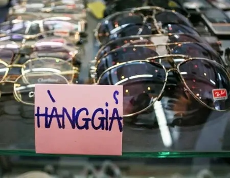 Mắt Kính Cũ Hàng Hiệu