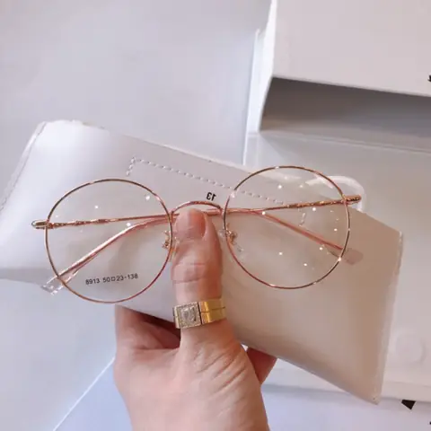 Mắt Kính Gọng Tròn Kim Loại