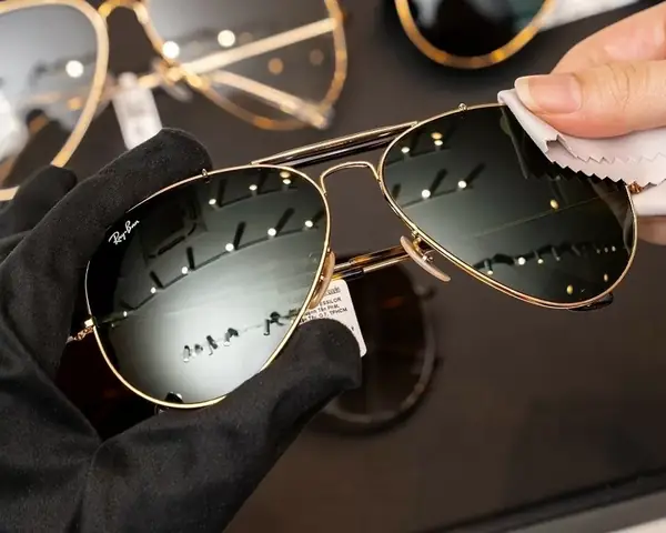 Mắt Kính Rayban Fake Mắt Kính Rayban Fake
