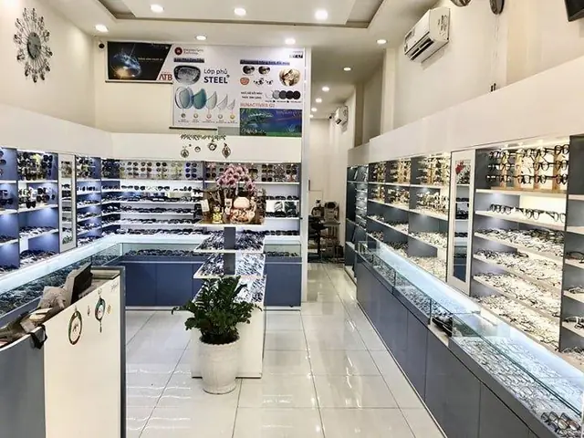 Mắt Kính Shady Thành Thái