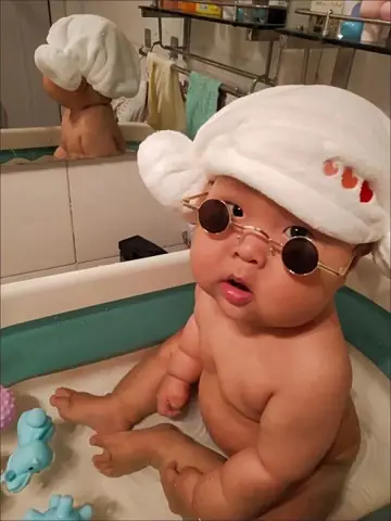 Mắt Kính Tròng Nhỏ Mắt Kính Tròng Nhỏ