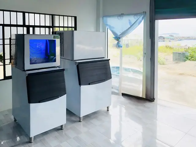 Mắt Kính Xuyên Thấu Mắt Kính Xuyên Thấu
