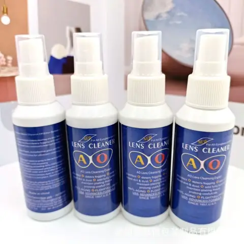 Nước Rửa Mắt Kính Lens Cleaner