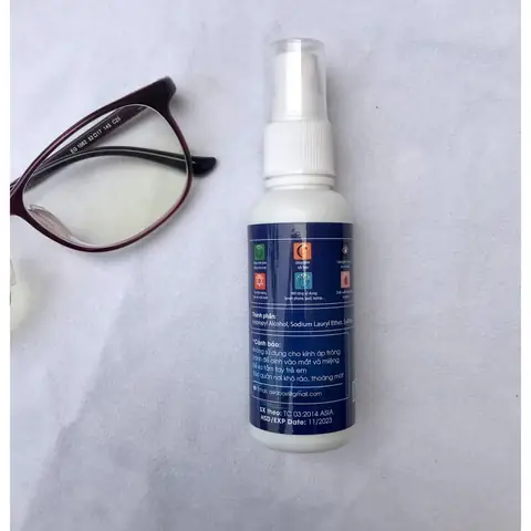 Thành Phần Nước Lau Kính Mắt