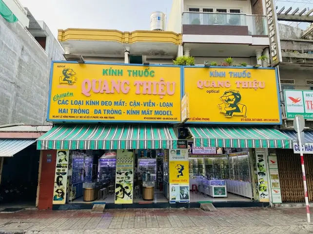 Tiệm Mắt Kính Nha Trang